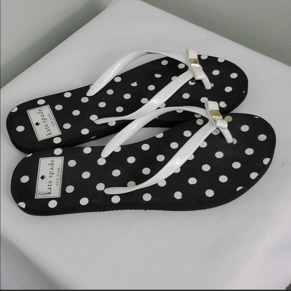 NEW Kate Spade SZ 6♠️B&W, Bow,Polka-Dot Flip-Flops - Picture 3 of 9